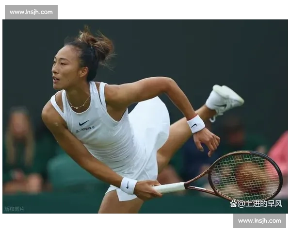 温网直击：郑钦文激战三盘憾负西尼亚科娃 高清大图速递