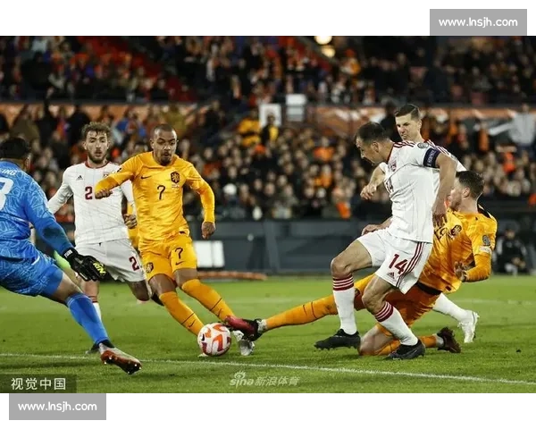 德佩双响 + 队史封神 荷兰 3-2 险胜立陶宛