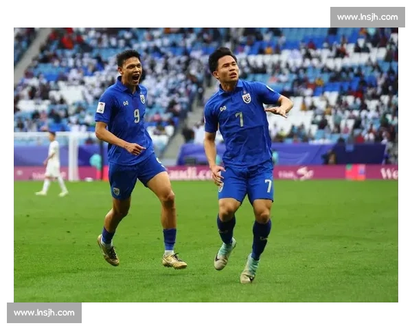 菲律宾对决泰国 东南亚足球巅峰之战引爆亚洲赛场激情对抗万众瞩目